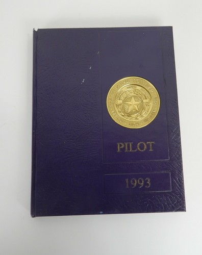 1993 De La Salle Collegiate High School Warren Mi.Yearbook - Picture 2 of 5