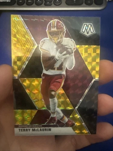 2020 Panini Mosaic - Terry McLaurin #198 Choice Black Gold Mosaic Prizm /8