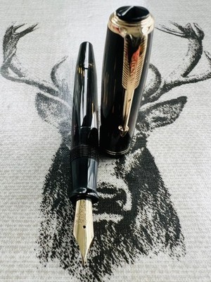 Parker Vacumatic ''Shadow Wave'' Füllfederhalter, 14k F Feder, goldbraun, gewartet, um 1940