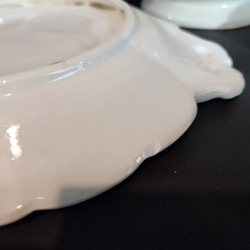 Vintage White 4 Piece Ceramic Serving Bowl, Dish, Lid, Ladle Set Gravy Tureen - Picture 7 of 10