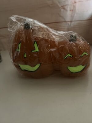 Bath & Body Works White Barn Glow In Dark Double Pumpkin Candle JOL Halloween