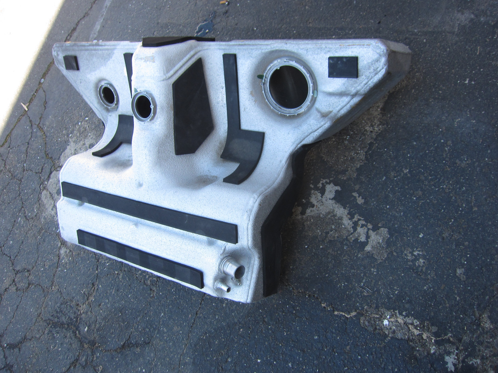 Ferrari California - Fuel Tank - P/N 236157
