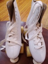 Chicago Rink Roller Skates Women  s White CRS800 Size 8 M