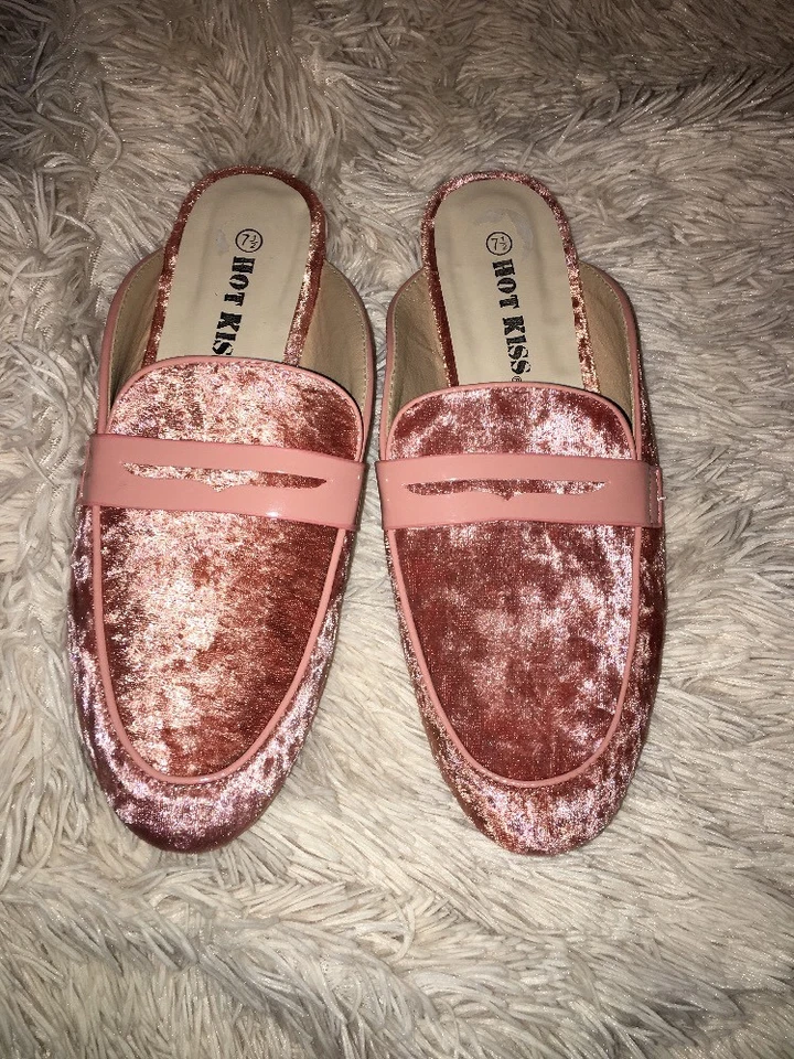 Zapatos para mujer Hot Kiss de terciopelo mula talla 7,5 NUEVO Foto 3 de 4