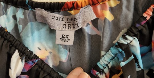 Ruff Hewn Grey Tropical Bird Multi Color Top Size 2X On or Off Shoulder NWT $79 - Picture 5 of 7