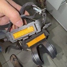 Brand New  Pedals with Cages - Road Racing bike, Fixie, MTB 