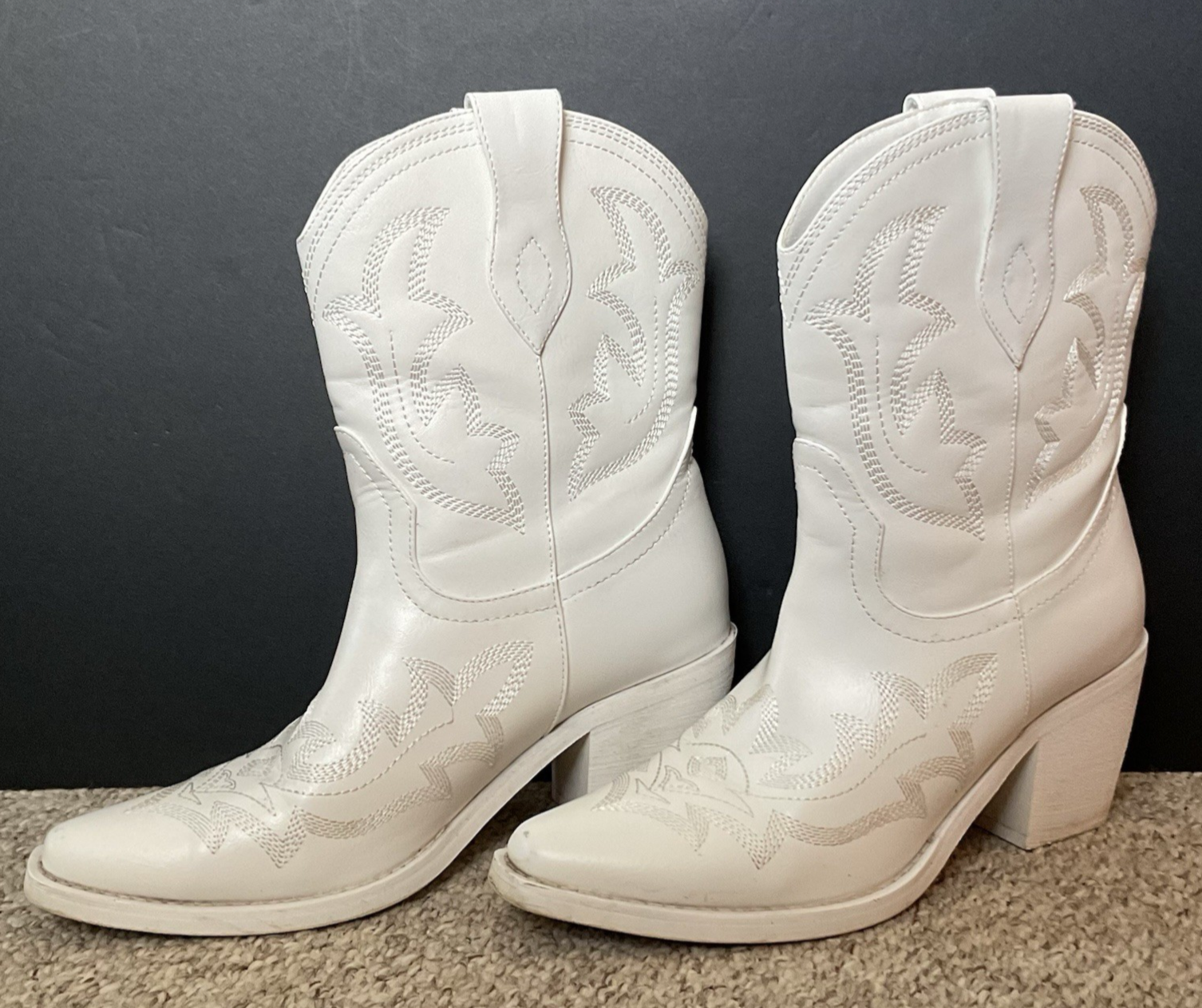 Womens Cowgirl Boots White Pull On Tabs Block Heel Size 8.5 Wetkiss