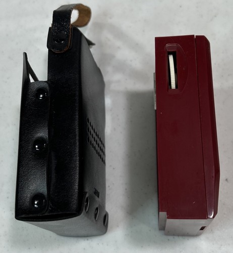 Radio d'epoca a transistor Sony 2R-29 RARA ROSSA! Ricambi/Riparazione anni 60 con custodia in pelle! - Foto 4 di 7