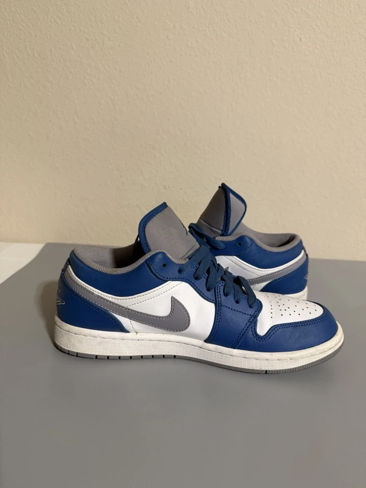 Zapatilla deportiva Air Jordan 1 Low 2023 'True Blue Cement' talla 8,5 azul/blanco/gris Foto 2 de 4