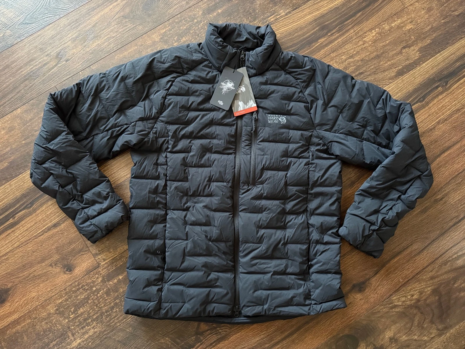 NEW MOUNTAIN HARDWEAR MEN'S STRETCHDOWN LIGHT 700 FILL BLACK Size Medium
Opens in a new window or ta