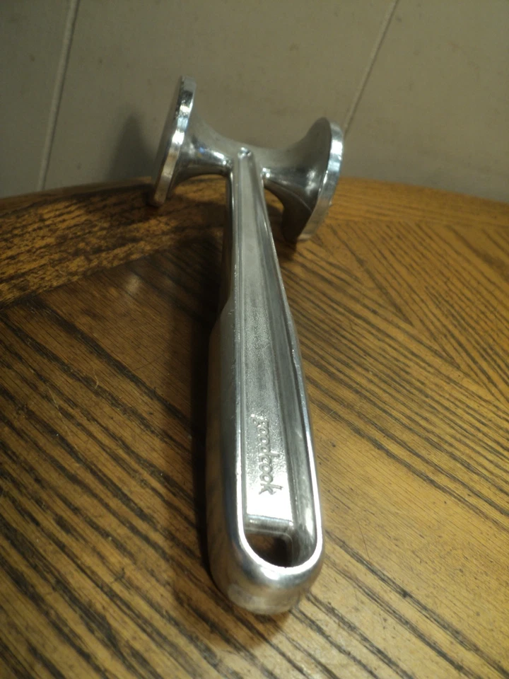 Vintage Goodcook Aluminum Meat Tenderizing Hammer Kitchen Tool  9-1/2" Long - Image 4 of 4
