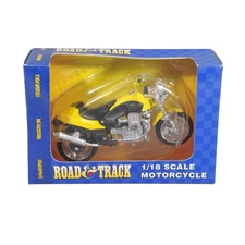Moto Guzzi V10 Centauro Motorcycle 1:18 Scale Road & Track Replica Maisto Yellow