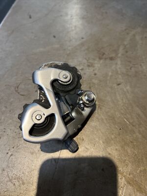 Composant Groupe Shimano Vintage Dérailleur Arrière Shimano 105 RD-1055 - Aluminium Argenté - Vintage Années 80 - Occasion Bel état Derailleur Shimano