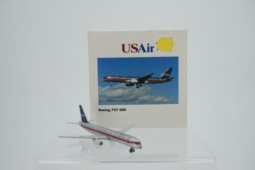 InFlight200 American Airlines Boeing 757-223 N174AA Oneworld