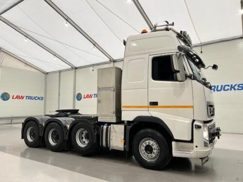 Volvo FH 540 8x4 Sleeper Cab Tractor Unit Manual - Picture 10 of 20