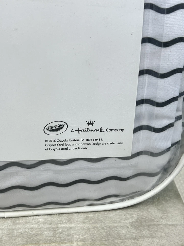 Juego completo de sábanas Crayola Dream en color regaliz a rayas serpentinas negro blanco NUEVO Foto 4 de 4