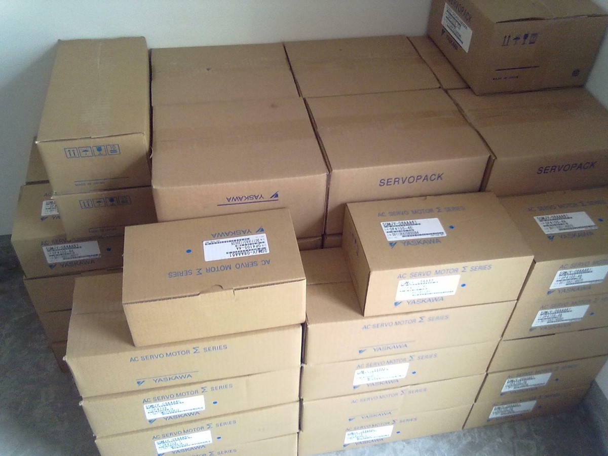 1PC YASKAWA SGMGH-12ACB6B AC SERVO MOTOR SGMGH12ACB6B New 1PC YASKAWA SGMGH-12ACB6B AC SERVO MOTOR SGMGH12ACB6B New