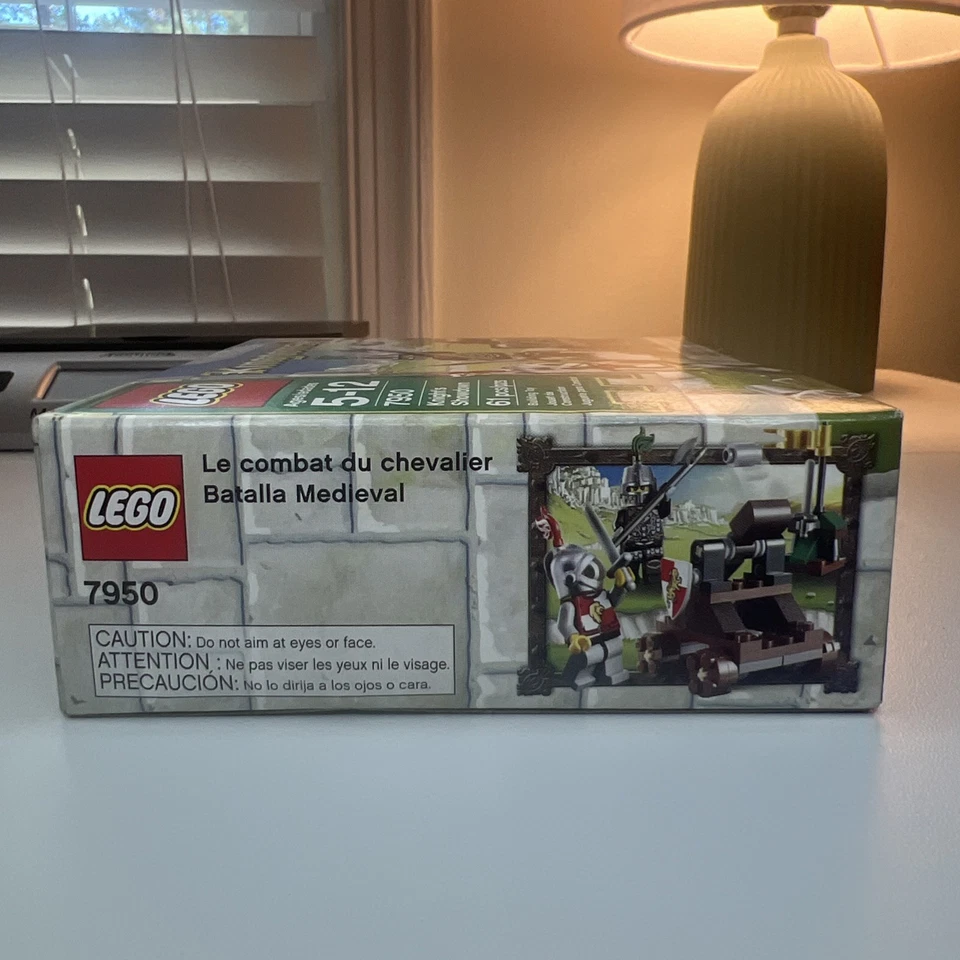 LEGO Kingdoms 7950 Knight's Showdown New In Sealed Box  - Image 4 of 4