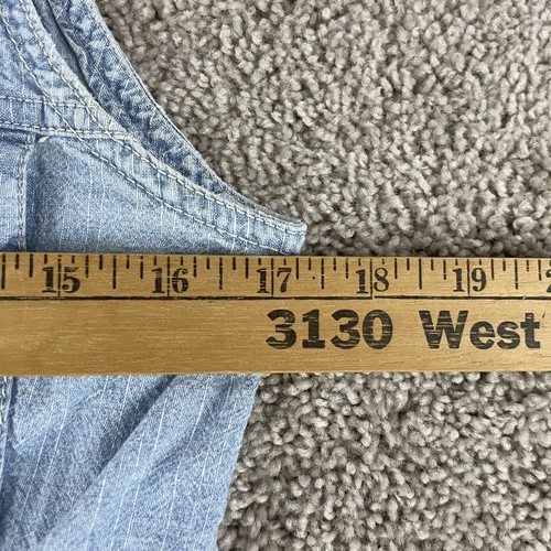 Vintage Levi’s Sleeveless Denim Shirt Women’s M Western Y2K Snap Button T8 - Picture 6 of 9