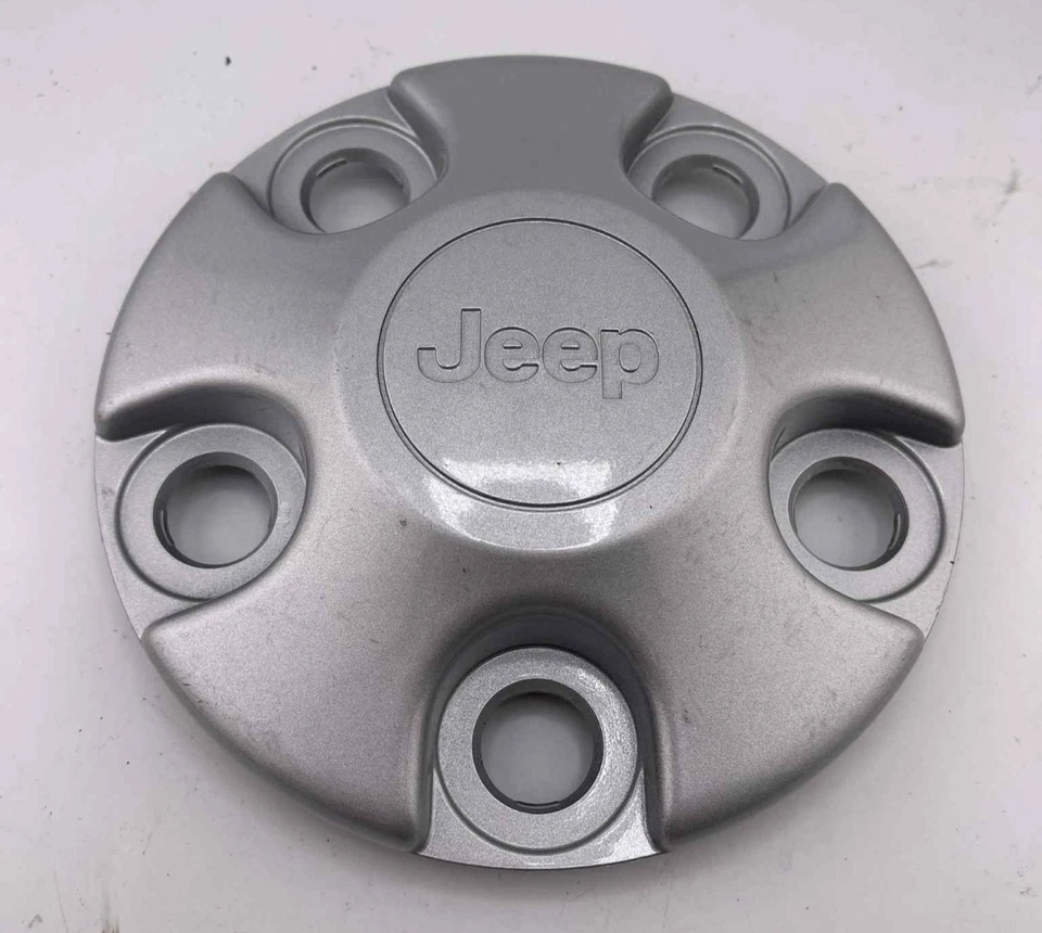 2007 - 2017 JEEP WRANGLER SILVER CENTER CAP SET OF 4 FACTORY OEM 1AH90TRMAC - Image 4 of 4
