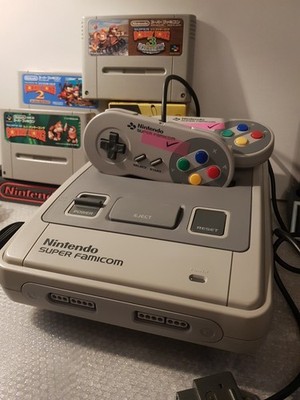 Nintendo Super Famicom Konsole (NTSC-J) + 2 Controller Mega Angebot!!!Top  