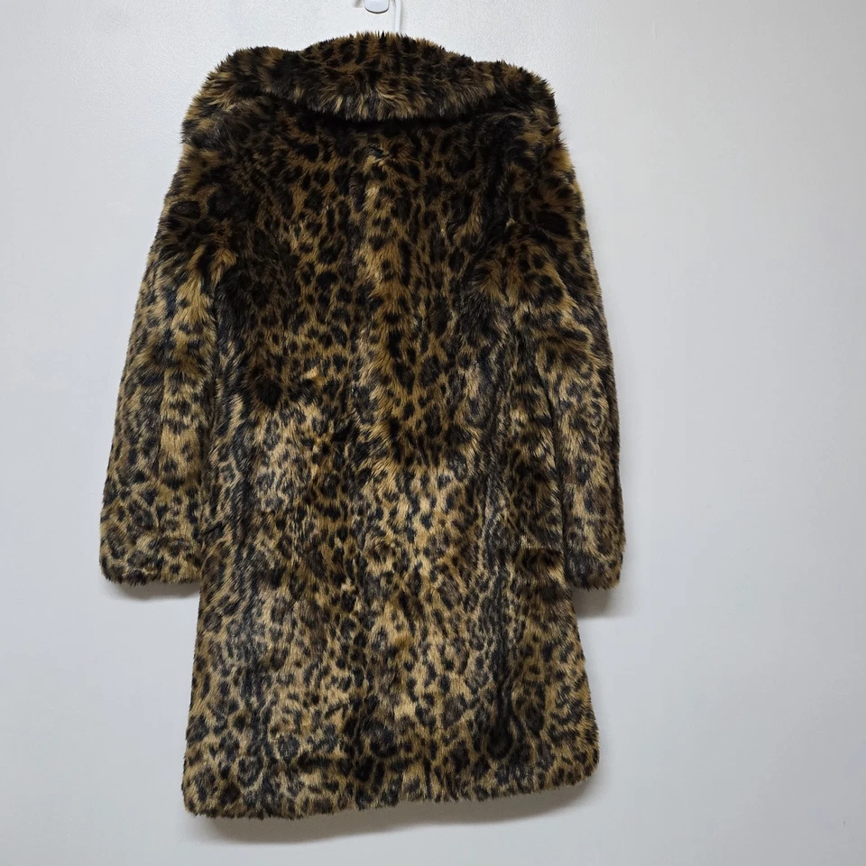 Abrigo JCrew Imitación Piel Estampado Leopardo G9553 XXS Invierno Manchado Mobwife Usado en Excelente Condición Foto 4 de 4