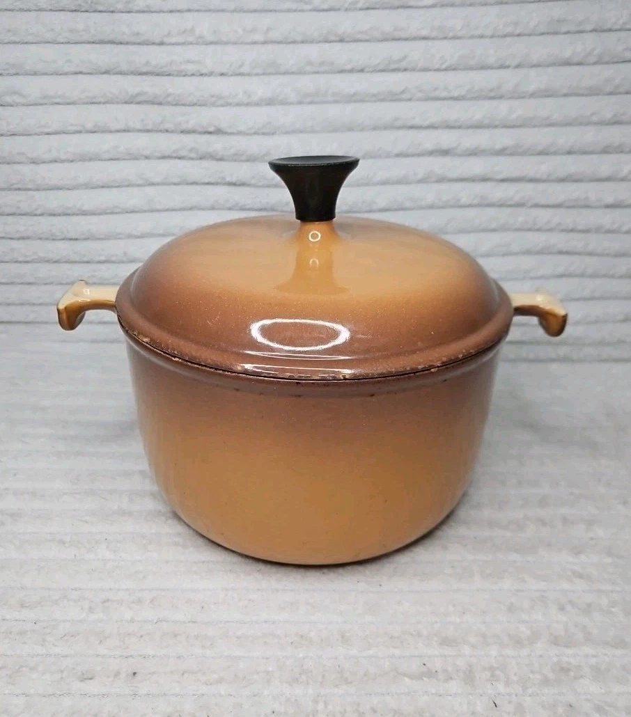 Vintage Le Creuset Cast Iron Enzo Mari 20cm Dutch Oven in Chestnut Colour