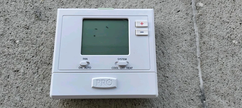 PRO 1 1AQ T701 Non-Programmable Electronic Thermostat, White, Pre-Owned! - Image 3 of 4