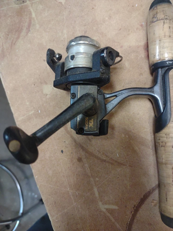 Shakespeare Ugly Stick Pro ICE 25" W/ Reel Action: Ultra Light 2090 - Image 2 of 4