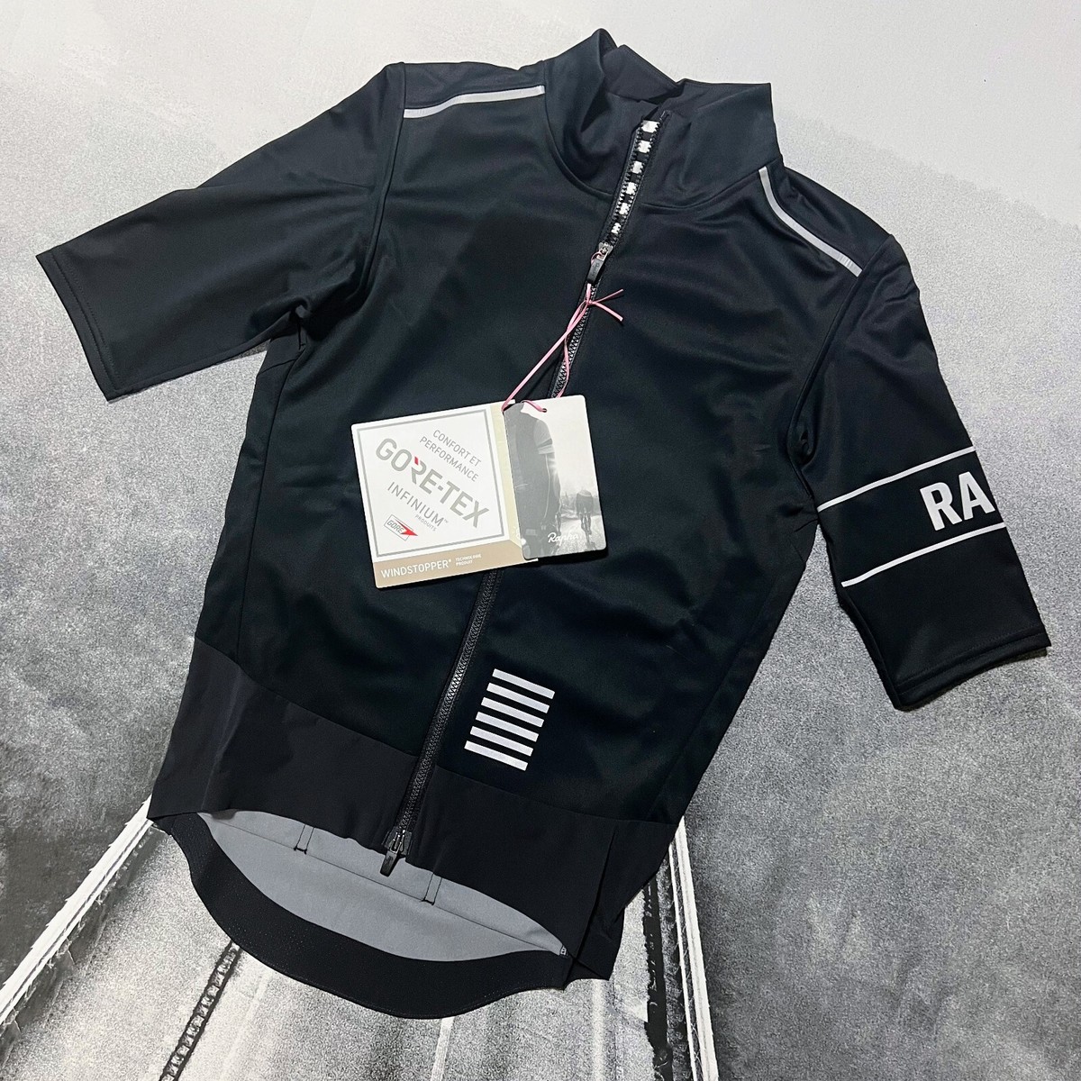 NEW Rapha Men's Pro Team GORE-TEX INFINIUM™ WINDSTOPPER NEW Rapha Men's Pro Team GORE-TEX INFINIUM™ WINDSTOPPER