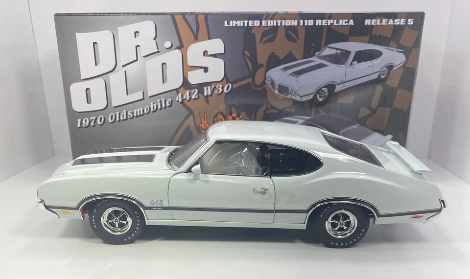 ACME 1/18 Scale 1970 OLDSMOBILE 442 W30”198 Made Prazych Exclusive - Image 3 of 4