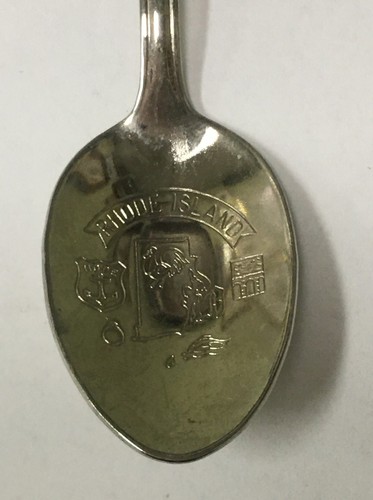 Vintage Souvenir Spoon US Collectible Newport Rhode Island Ocean State - Picture 2 of 4