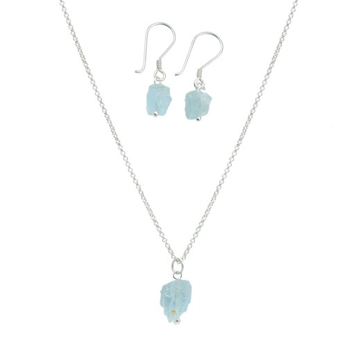 Minéraux et pierres précieuses. Collier 4 perles Aigue-marine 8 mm