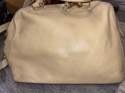 IACUCCI Italy Designer Leather Handbag - Pebbled Leather w/ Shoulder Strap - Picture 4 of 7