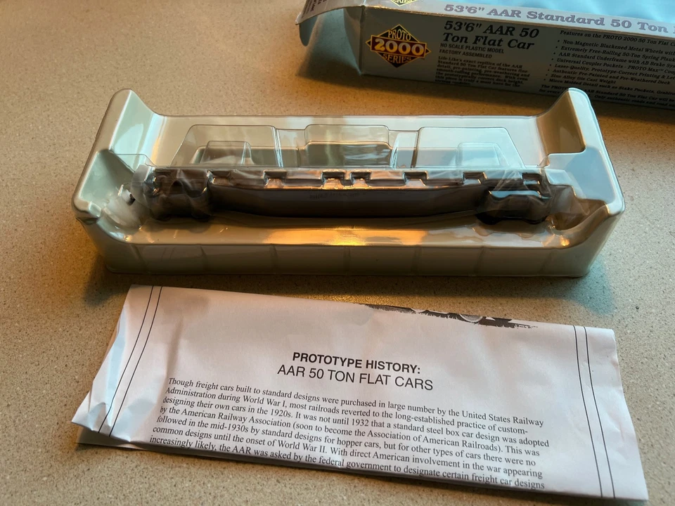 HO Proto 2000 Western Maryland 53’ 6” AAR 50 Ton Flat Car with Load WM #2614 OB - Image 3 of 4