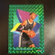 2024-25 topps finest basketball victor wembanyama geometric green /150 #83