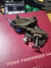 Ford Cortina Mk1, Bonnet Push