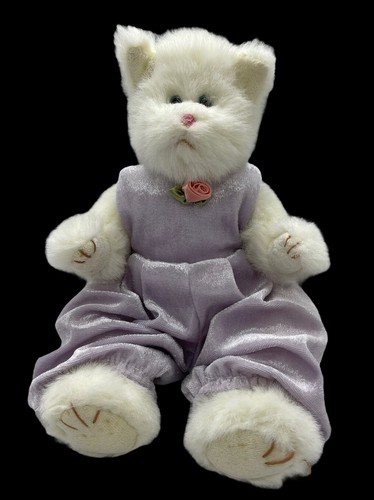TY Attic Treasure "AMETHYST" the WHITE CAT #6131 13" Plush Kitty Cat Jointed