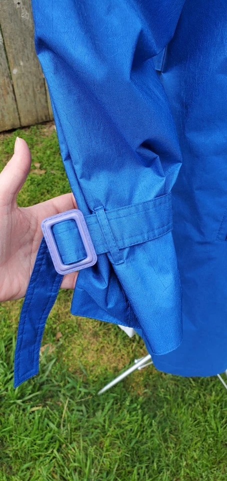 Impermeable de niebla británica cerúlea vintage años 80, botones morados, ligero, único Foto 4 de 4