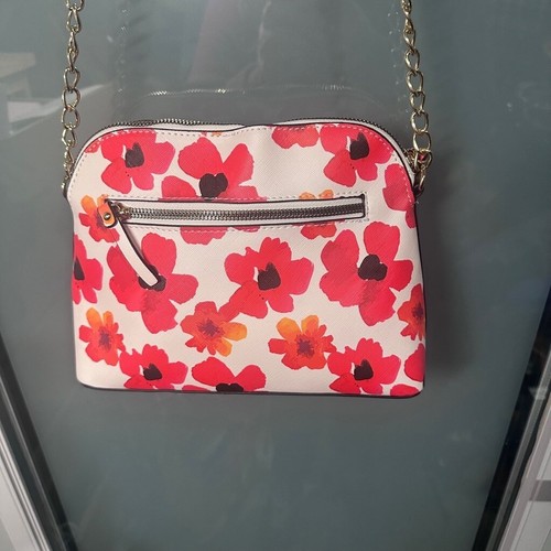 NANETTE LEPORE Floral Crossbody Bag with Chain Detail - Picture 4 of 8