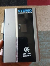 Working 1983 General Electric Portable Stereo Cassette Tape Player Japan 3-5420A
