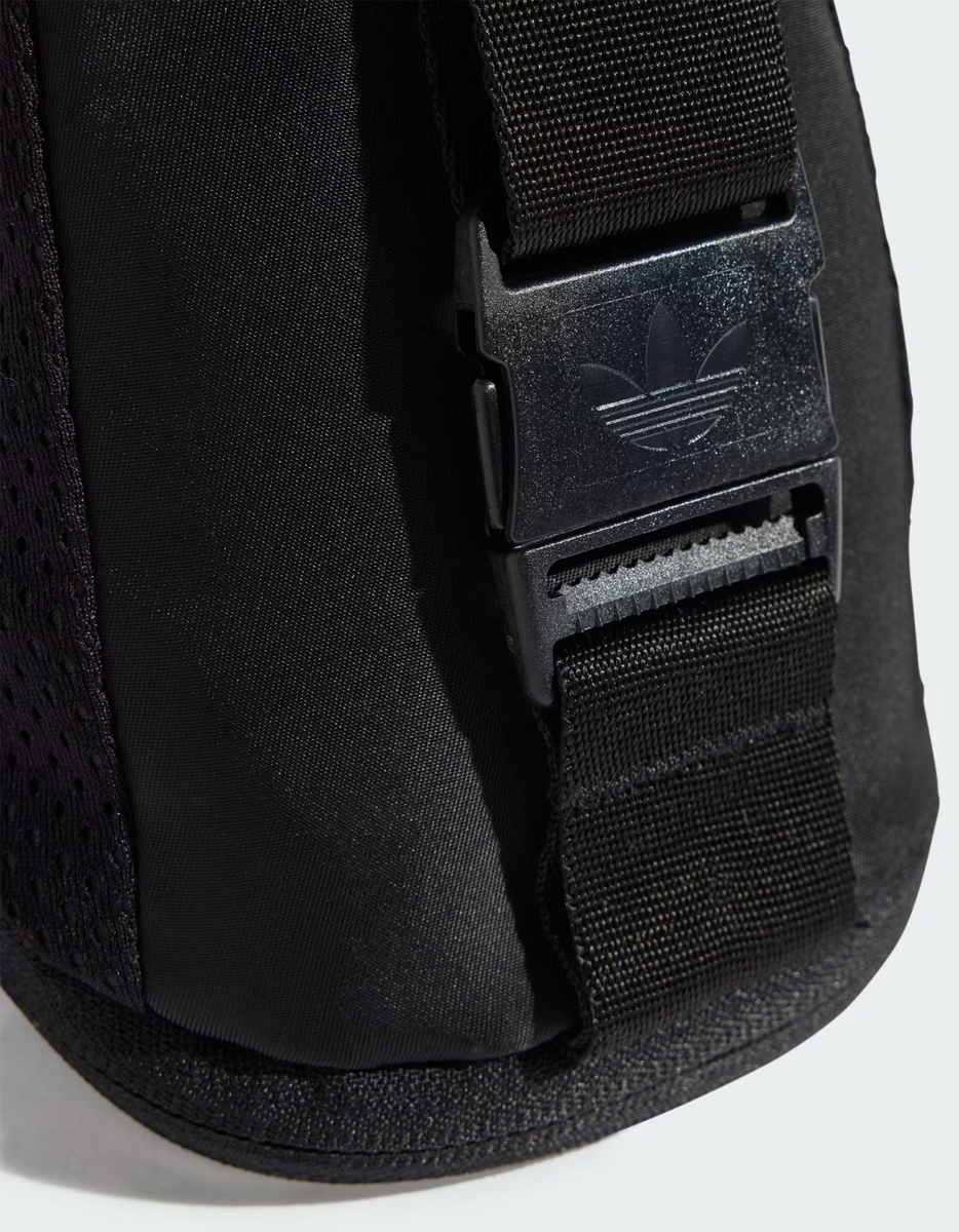 ショルダーバッグ・ポシェット ADIDAS Outline Trefoil Shoulder Bag 5FT721 Adidas】Outline Trefoil Shoulder Bag Black☆JC6001☆人気