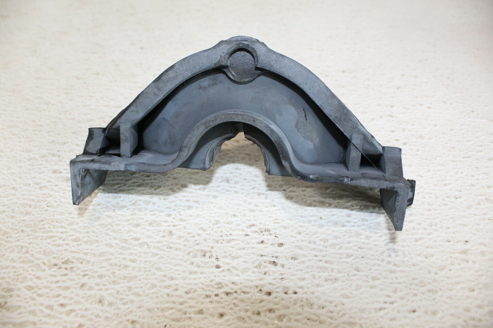 02-18 TOHATSU MD75C2 NISSAN NSD115A NSD90B BOTTOM COWL GROMMET A # 3C7671640