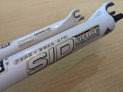 【OLD MTB】ROCKSHOX SID RACE 1-1/8 26inc Rockshox SID Race Pure Titanium Suspension Forks Rock Shox Retro