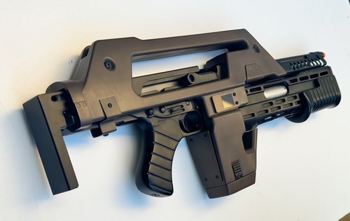 ALIENS PULSE RIFLE - M41A HCG HERO Replica Prop Metal #182 of 1000 - Picture 17 of 22