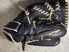Vintage Mizuno GFN1200F1 Franchise Fastpitch Right Handed Throw Softball Mitt