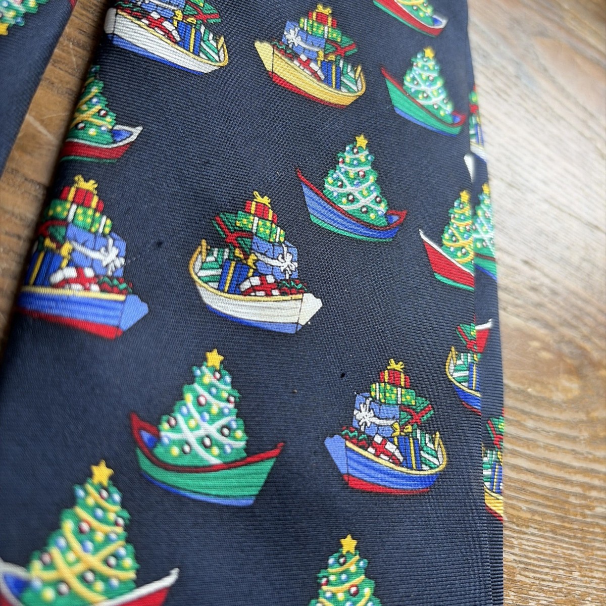 Vtg Alynn Neckwear Silk Tie, “Xmas Dory” Eric Holch Preppy Christmas boats View 4