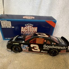 DALE EARNHARDT ACTION PLATINUM 1:24 Chevrolet Monte Carlo 1995 NASCAR Ltd Ed