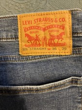 Levis 506 Straight Men  s Jeans Measures 36x29 Stretch