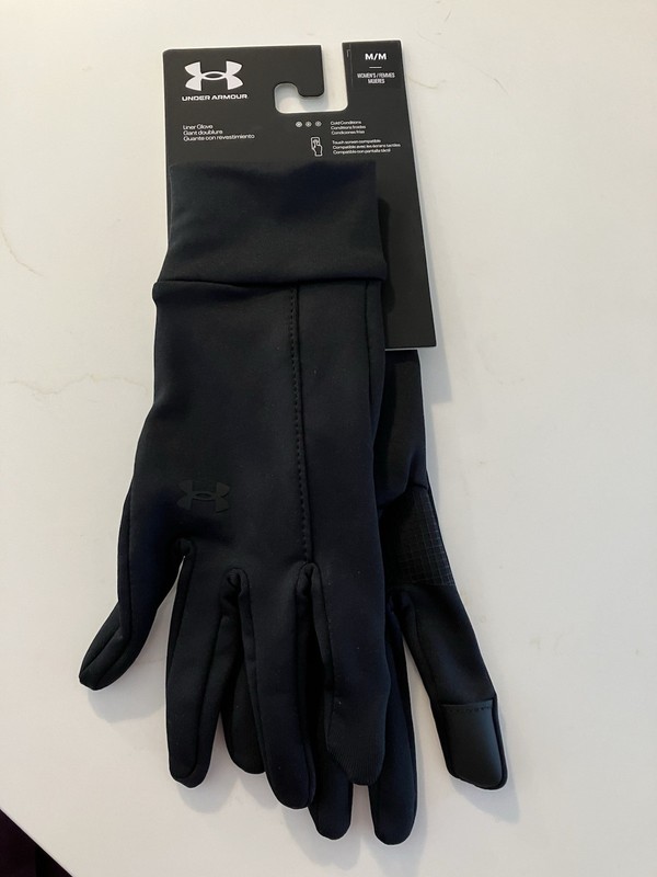 Women's Under Armour M/M NWT Liner Gloves Black Touch Screen Compatible